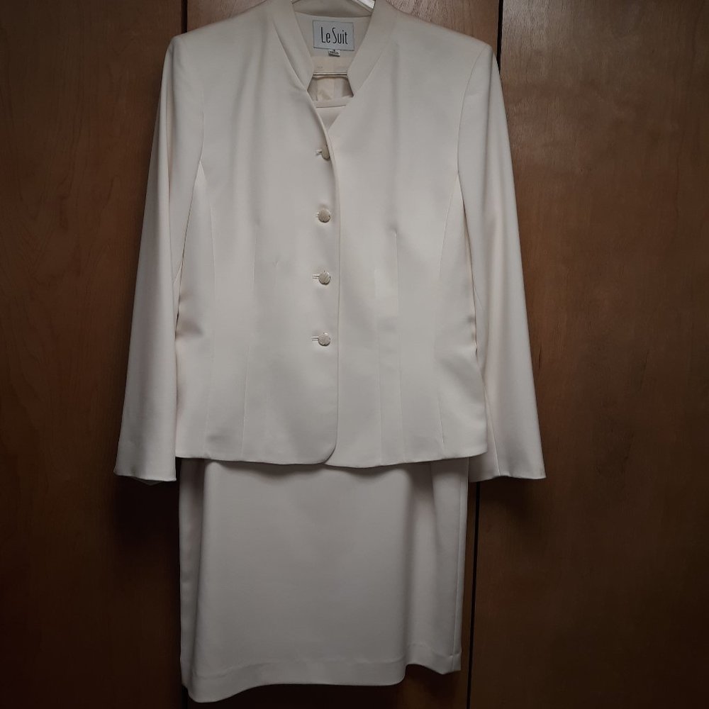 Le Suit Cream Skirt Suit
